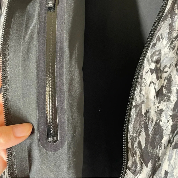 Nike Womens Bonded Woven Reversible Bomber Jacket Size Small - Picture 9 of 12